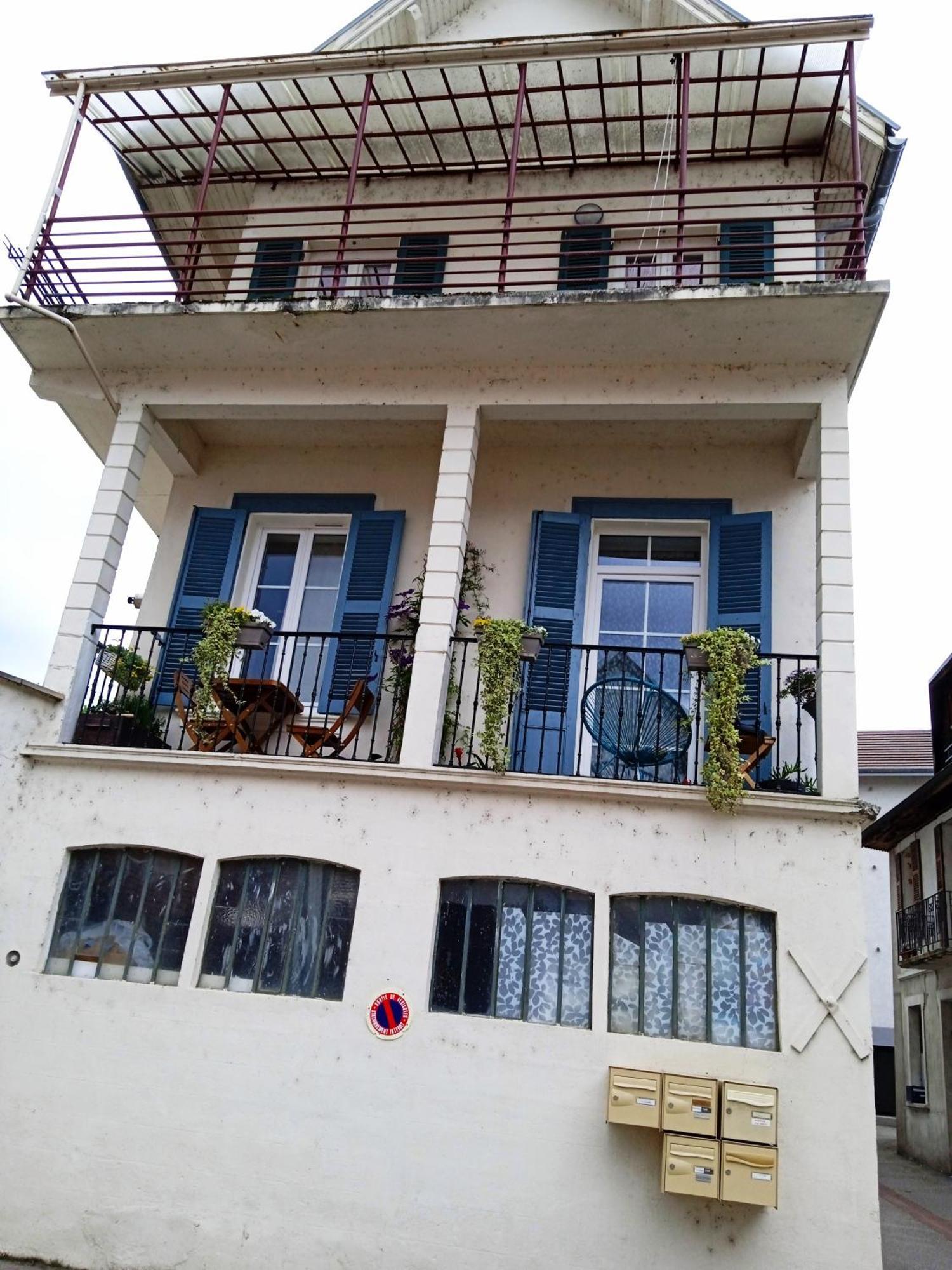 Le Logis Du Guiers Apartment Le Pont-de-Beauvoisin Exterior photo